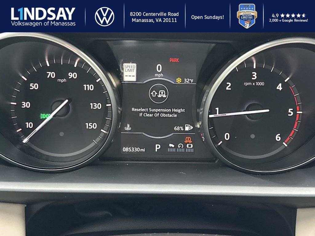 Used 2017 Land Rover Discovery HSE image 23