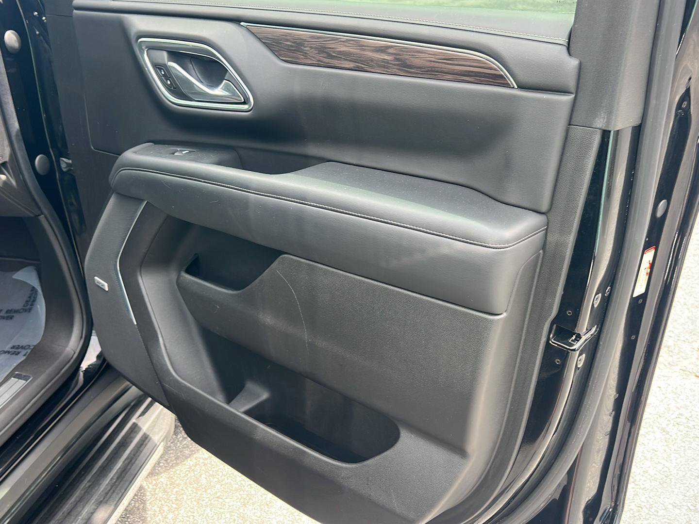 Used 2021 Chevrolet Tahoe LT RWD image 15