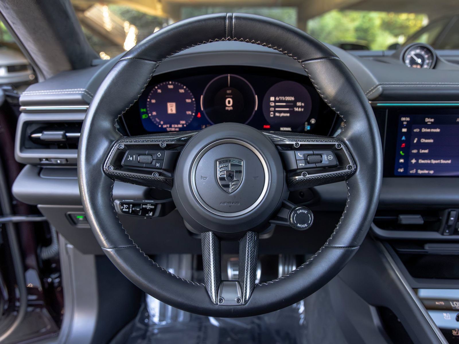 Certified 2024 Porsche Macan Turbo Electric AWD/4WD image 35
