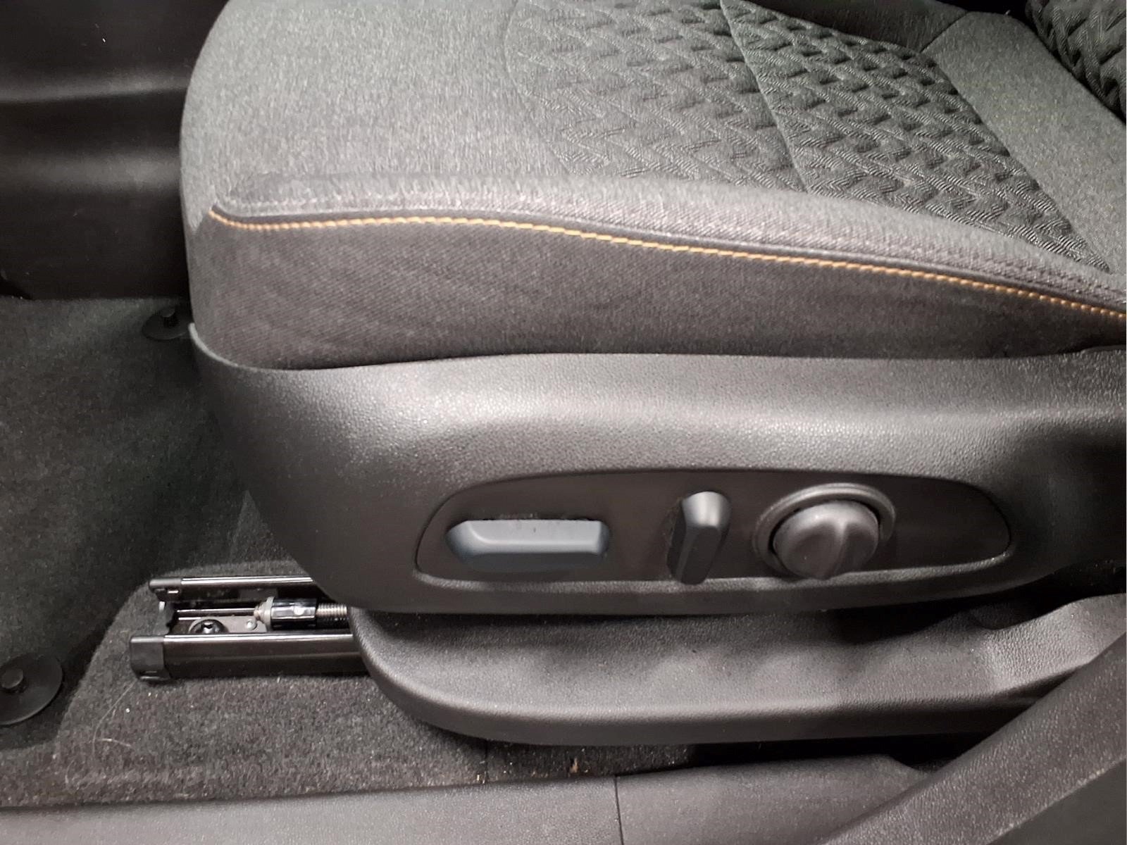 Certified 2024 Chevrolet Equinox LT FWD image 9