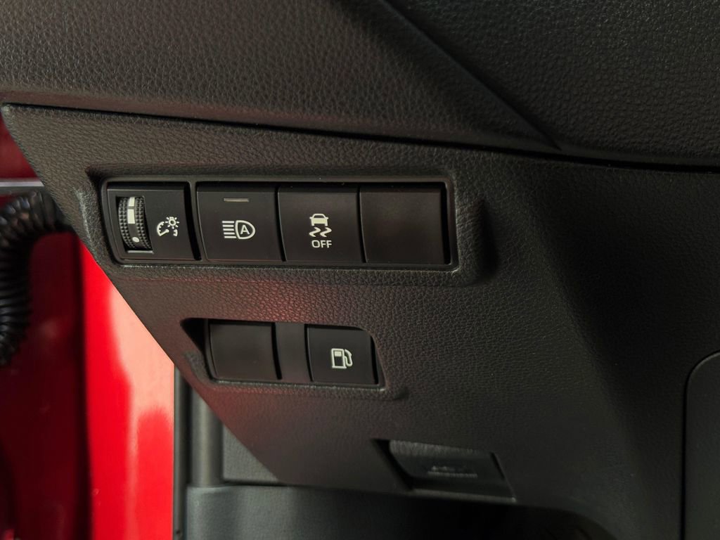 Certified 2025 Toyota Corolla Cross Hybrid Nightshade w/ Moonroof Package image 35