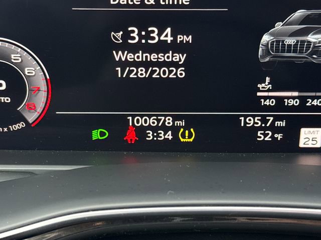 Used 2019 Audi Q8 Prestige w/ Luxury Package image 26