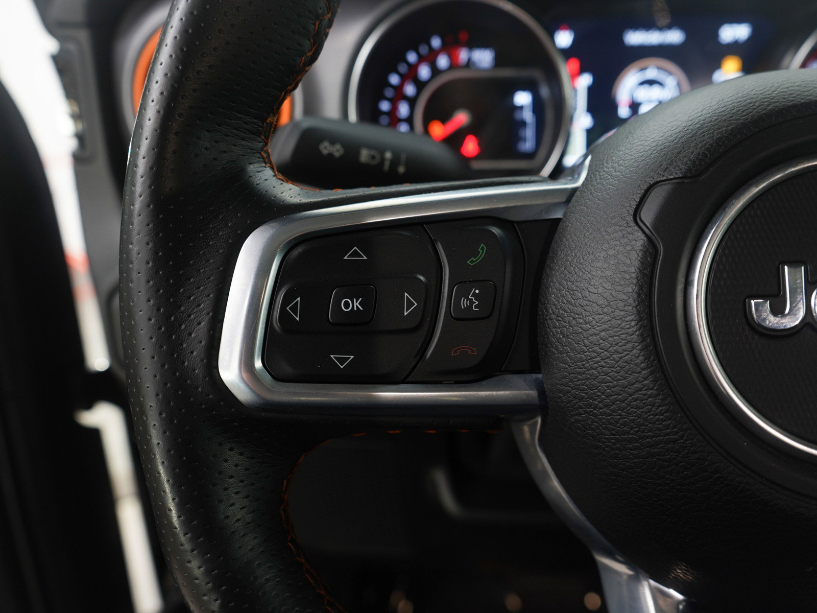 Used 2021 Jeep Gladiator Mojave image 23