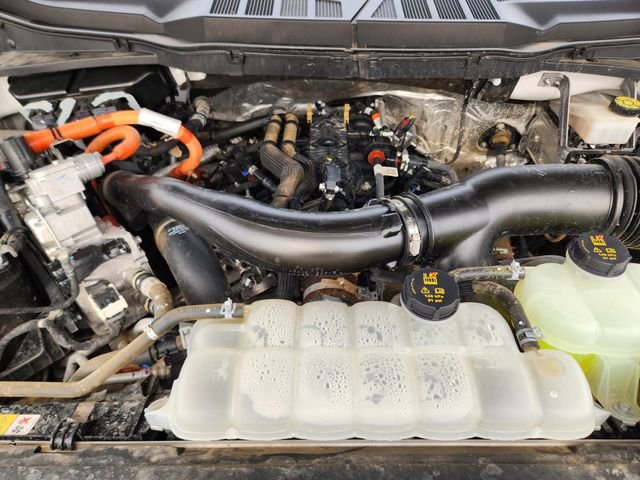 Used 2024 Ford F150 XLT w/ Mobile Office Package image 31