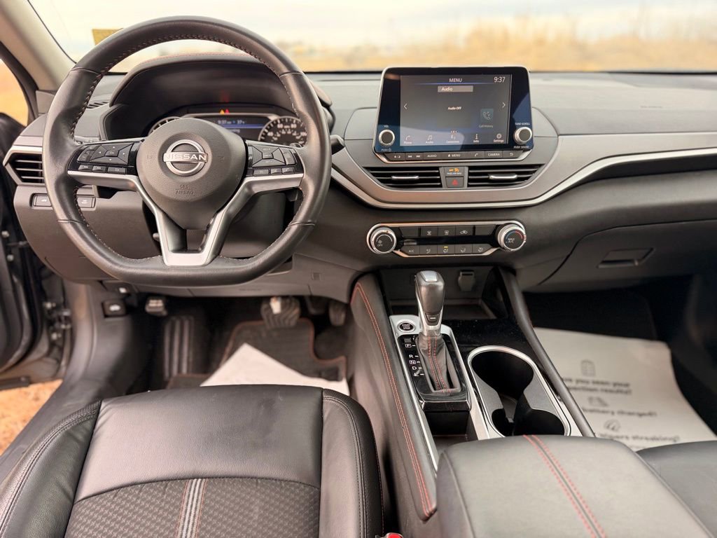 Used 2025 Nissan Altima 2.5 SR image 12