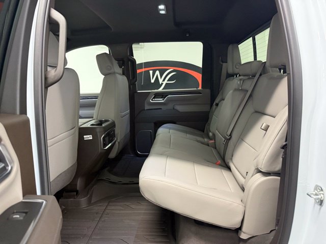 New 2026 GMC Sierra 2500 SLT w/ SLT Premium Package AWD/4WD image 16