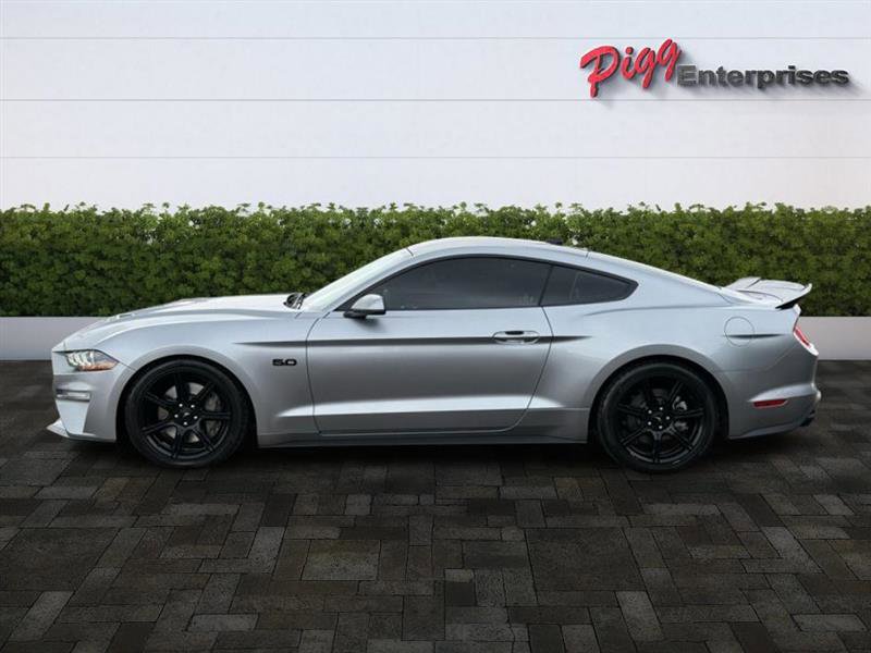 Used 2020 Ford Mustang GT w/ Equipment Group 301A image 4