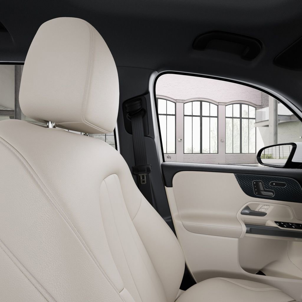 New 2026 Mercedes-Benz GLB 250 image 43