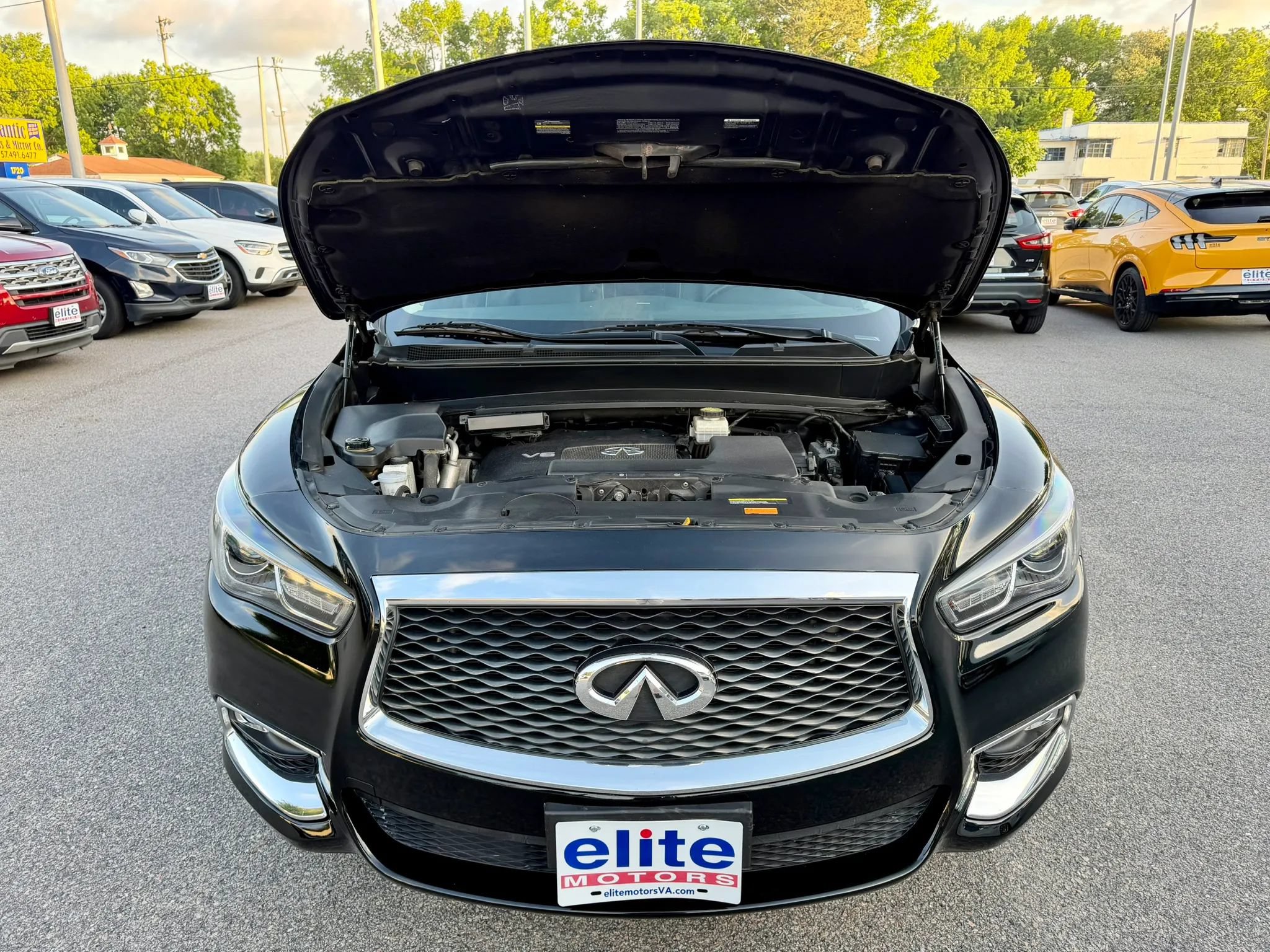 Used 2020 INFINITI QX60 Luxe AWD/4WD image 9
