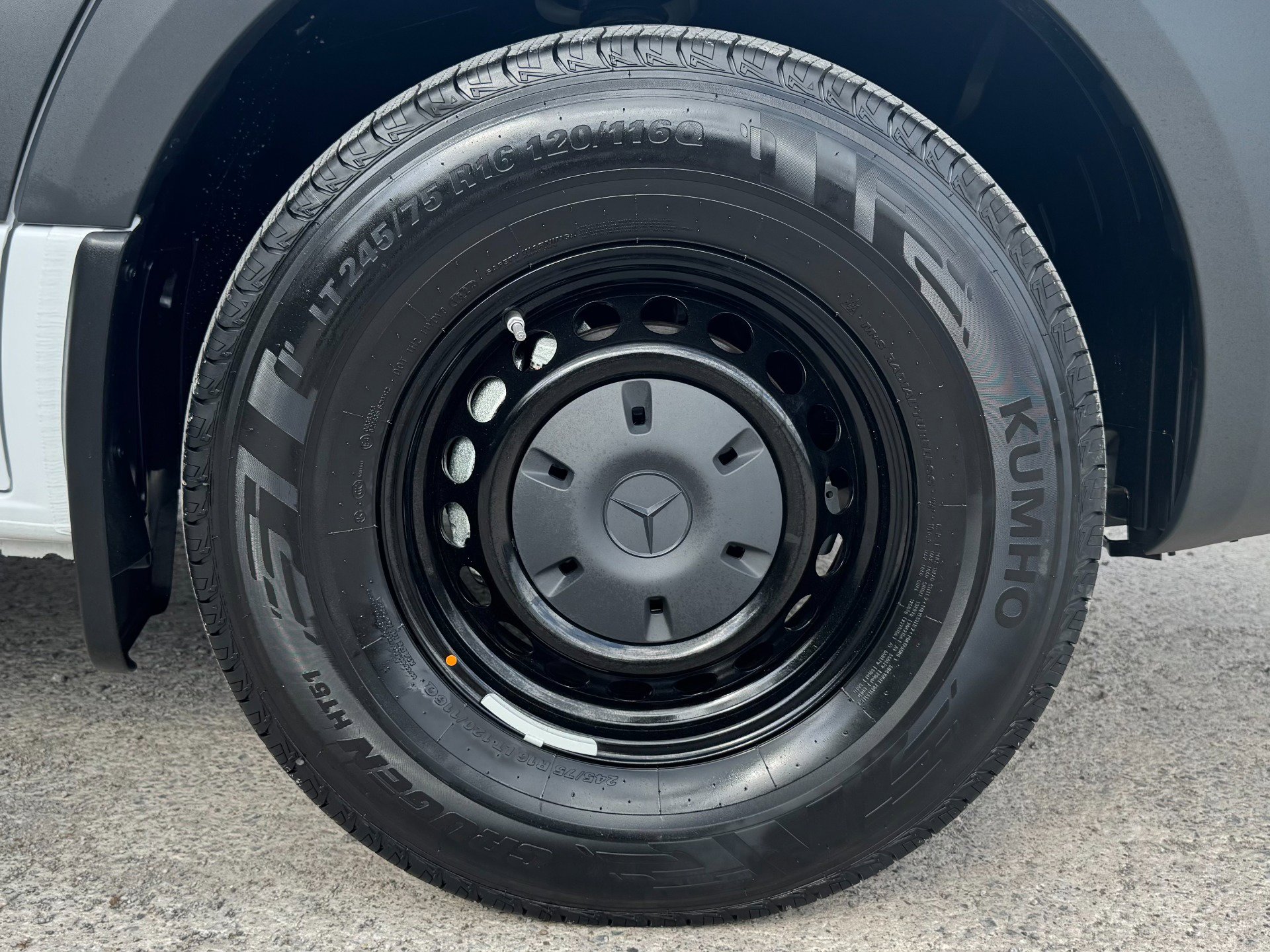 Used 2025 Mercedes-Benz Sprinter 2500 image 55