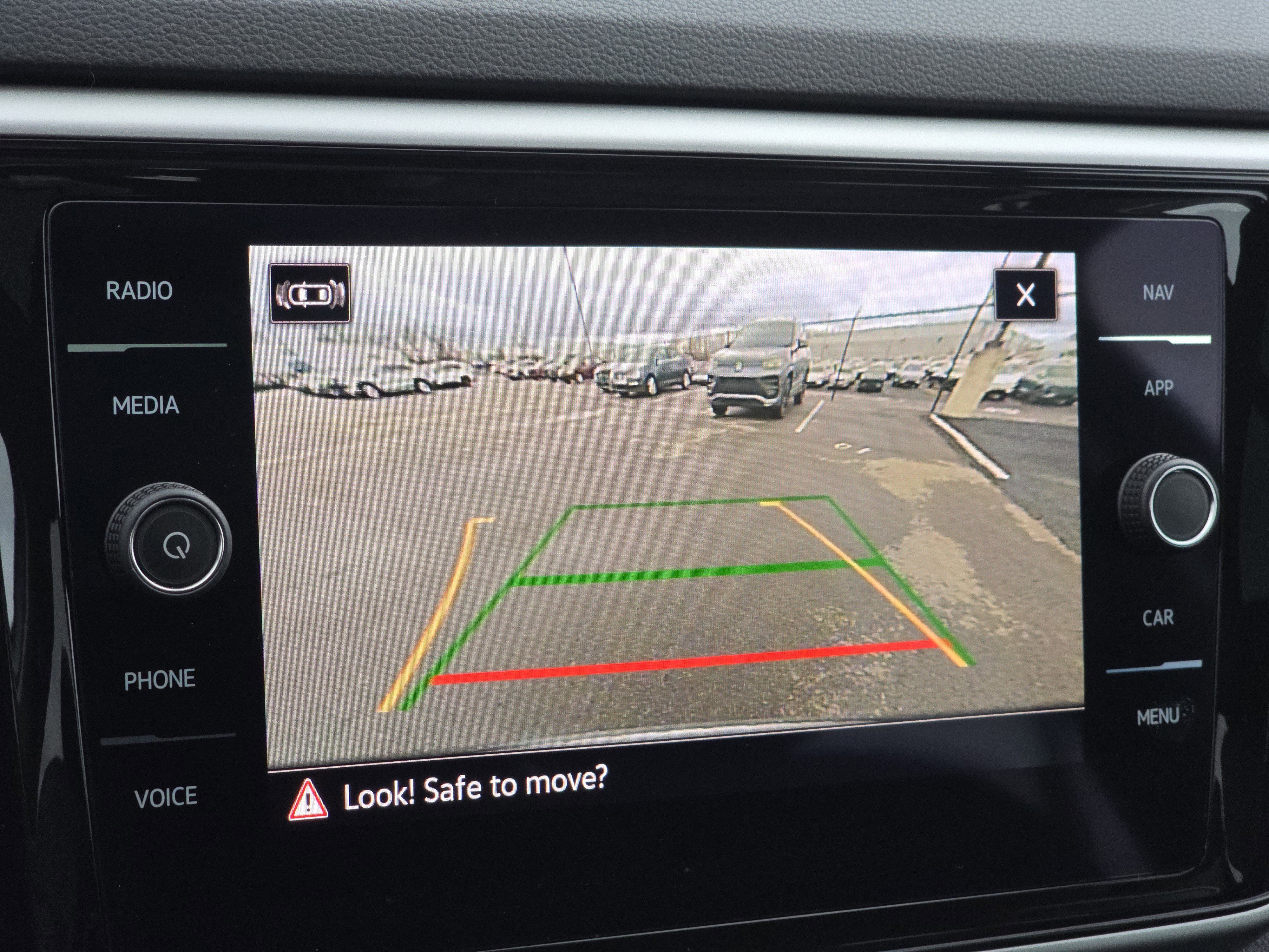 Used 2023 Volkswagen Atlas SEL Premium AWD/4WD image 26