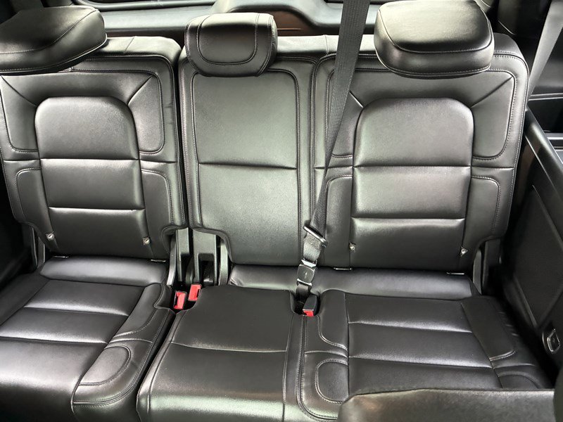 Used 2018 Lincoln Navigator Select image 26