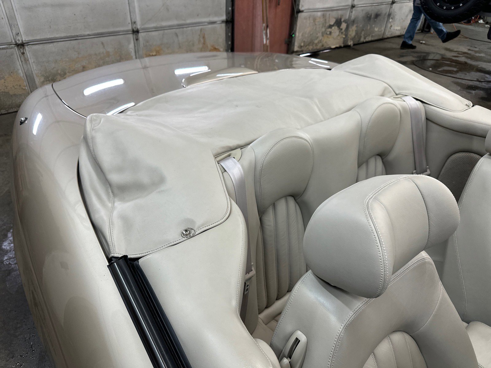 Used 2001 Jaguar XK8 Convertible image 20