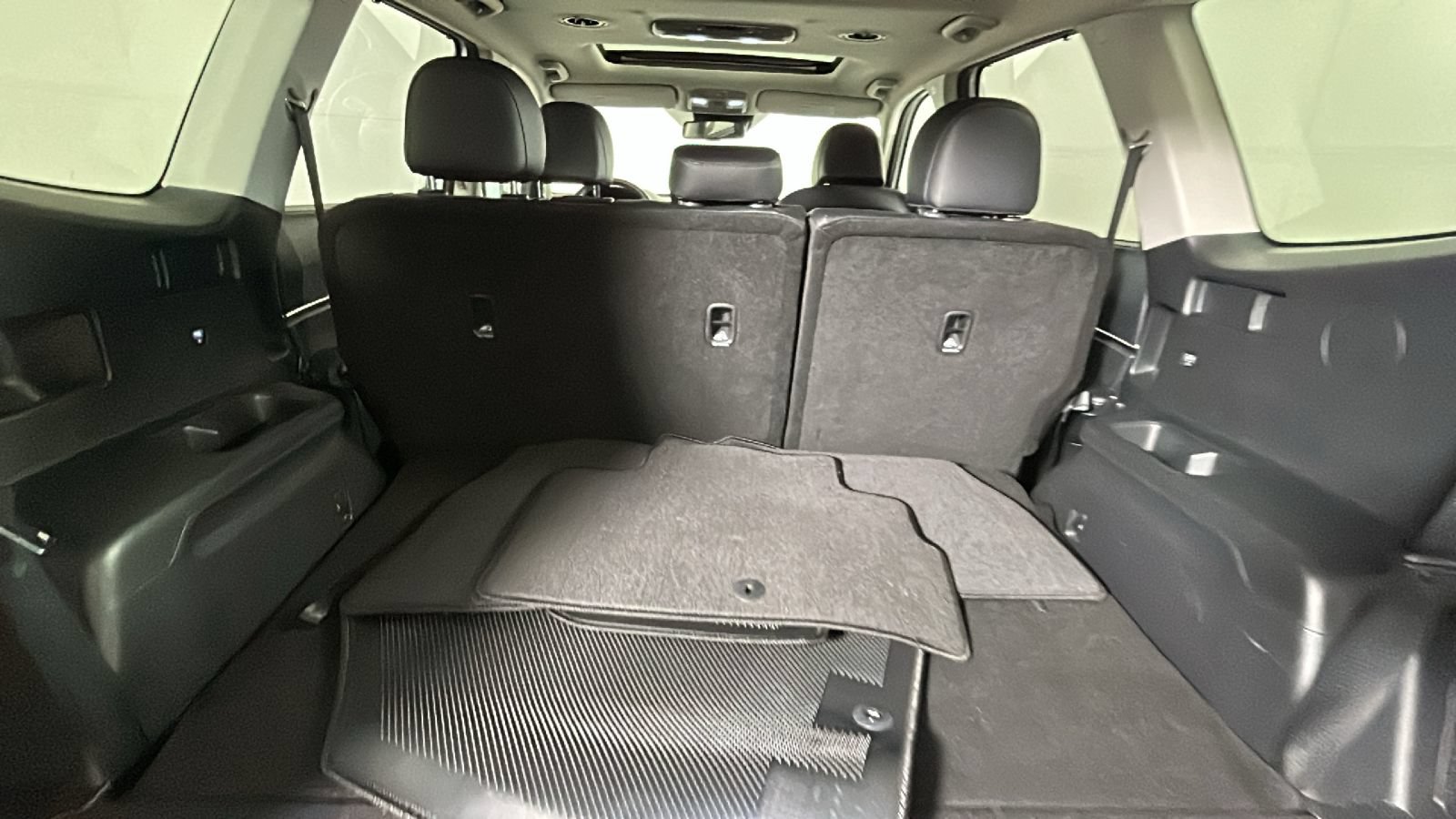 Used 2022 Kia Telluride EX FWD image 34