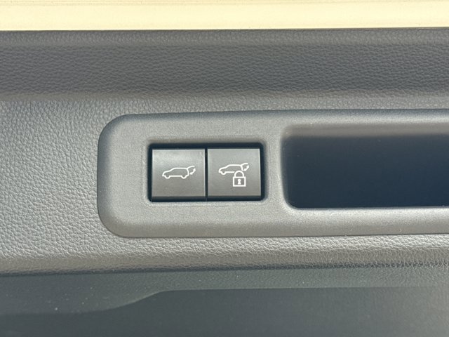 Used 2023 Toyota Sequoia TRD Pro AWD/4WD image 11