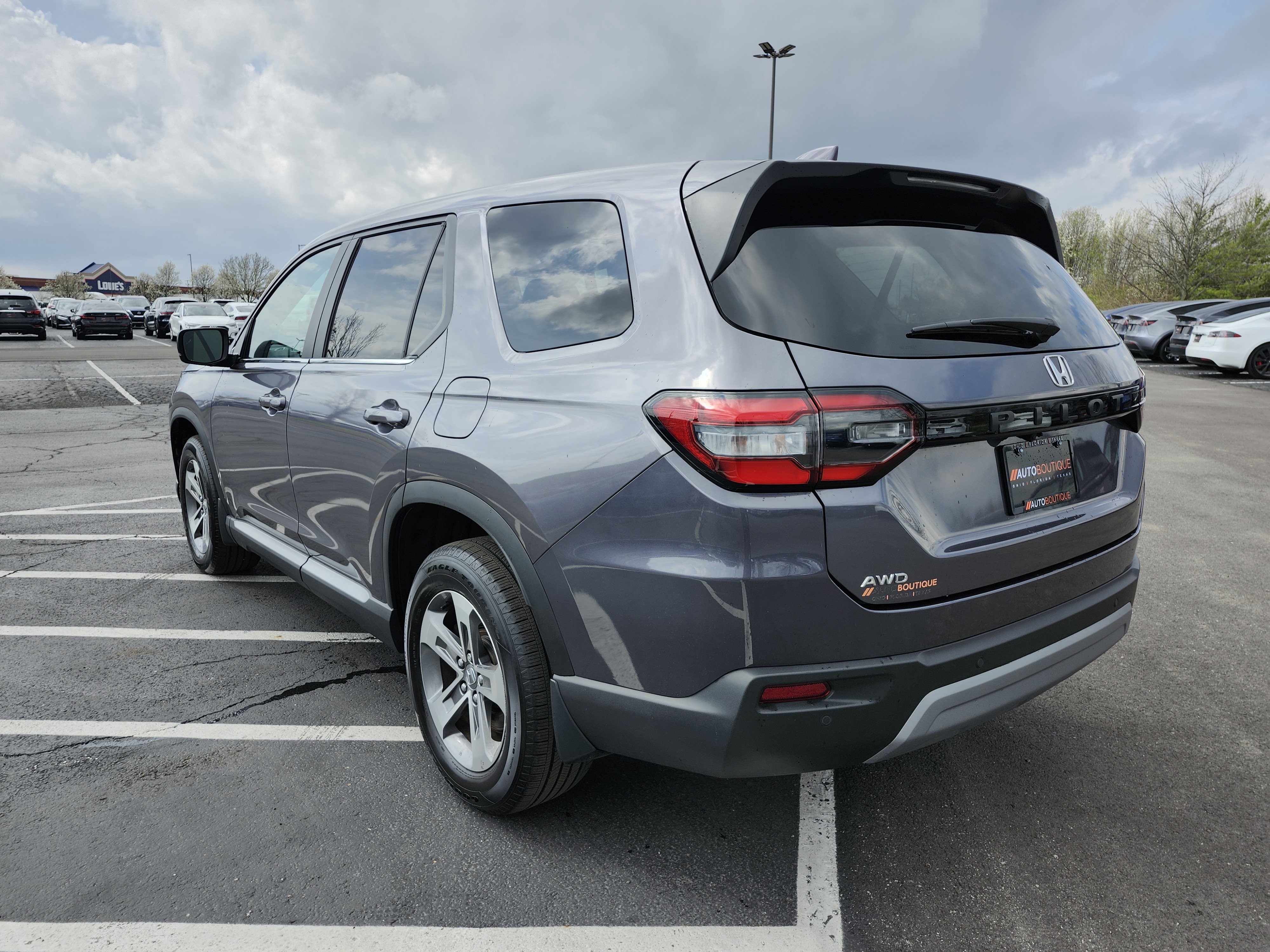 Used 2023 Honda Pilot EX-L image 16