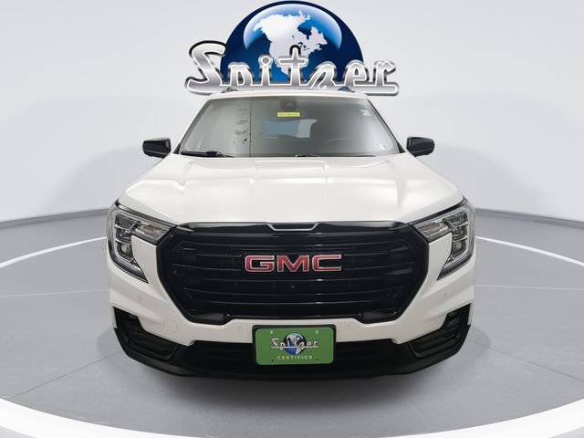 Used 2022 GMC Terrain SLT w/ Infotainment Package II image 6