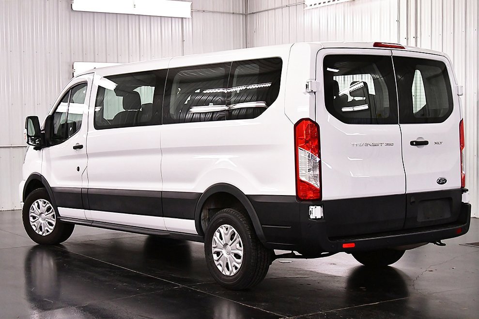 Used 2023 Ford Transit 350 XLT image 5