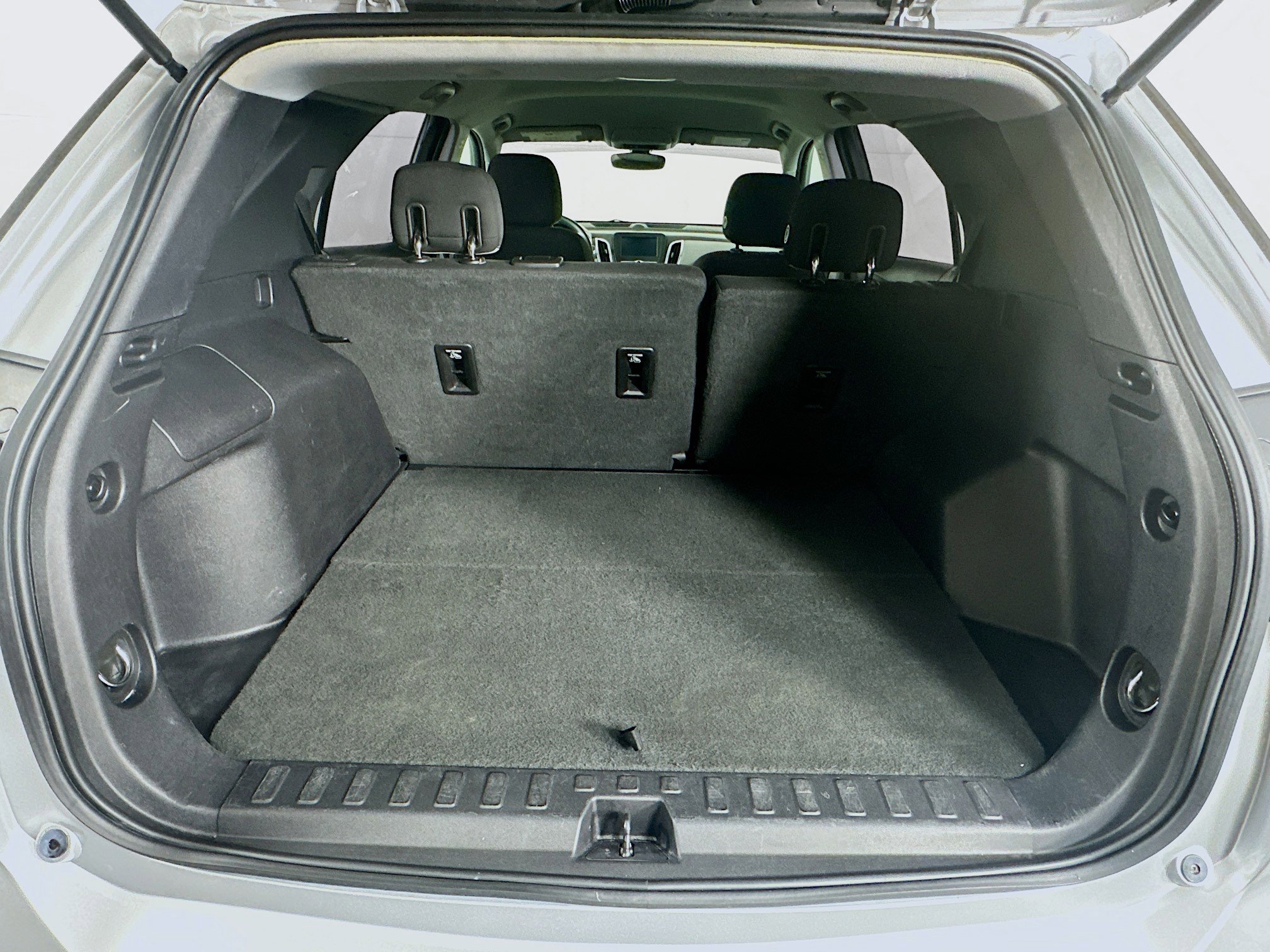 Used 2018 Chevrolet Equinox LS image 27