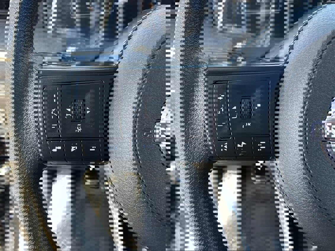 New 2026 Nissan Kicks SV image 31