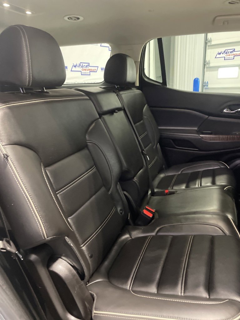 Used 2023 GMC Acadia Denali image 43