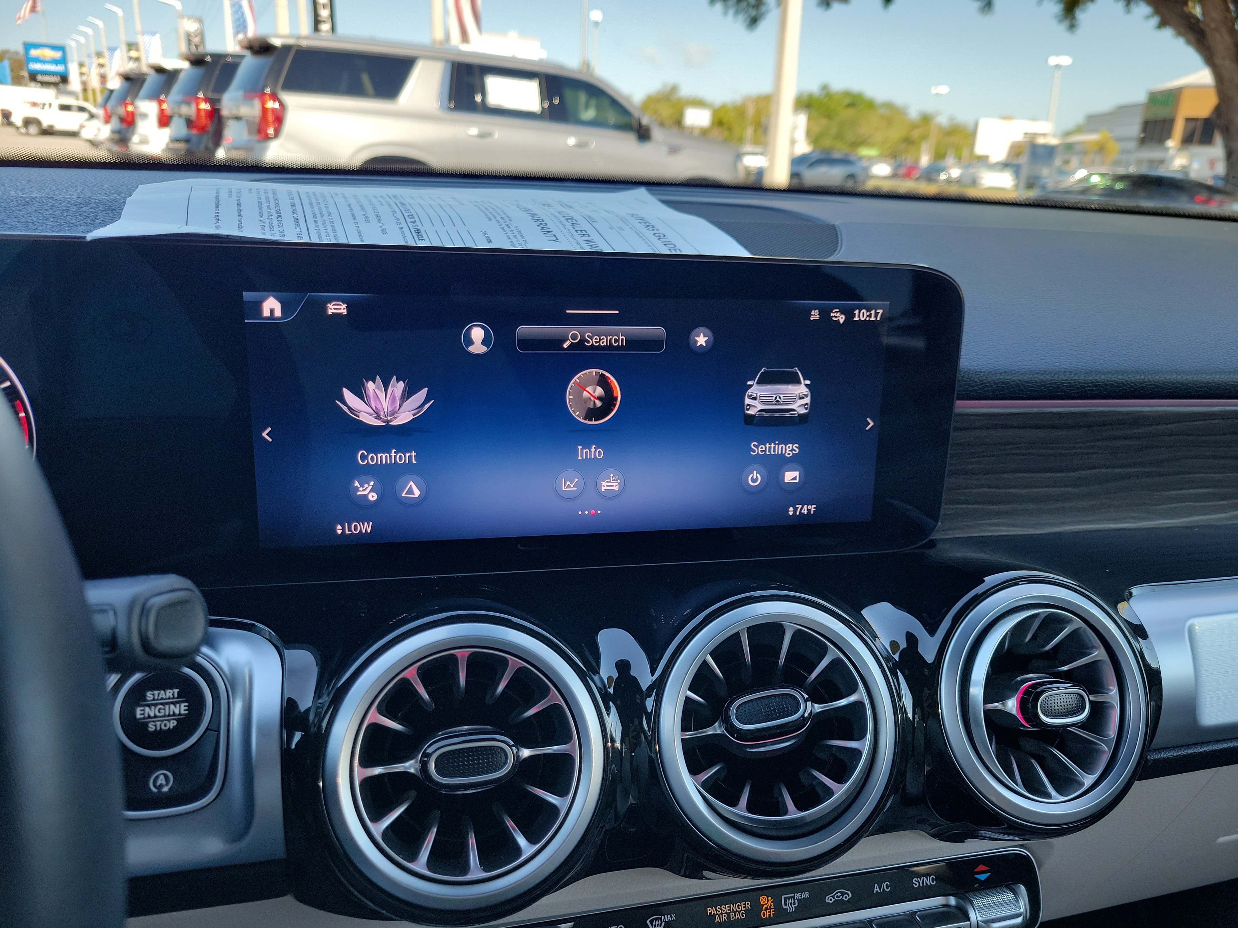 Used 2025 Mercedes-Benz GLB 250 image 24