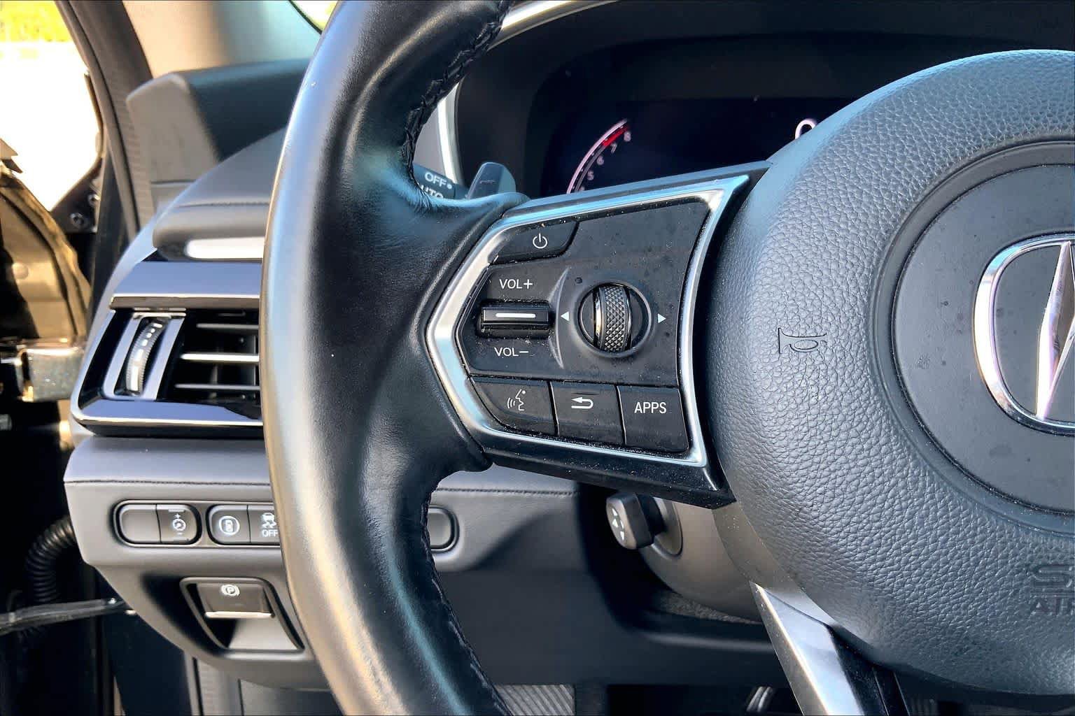 Used 2024 Acura MDX SH-AWD w/ Technology Package image 23