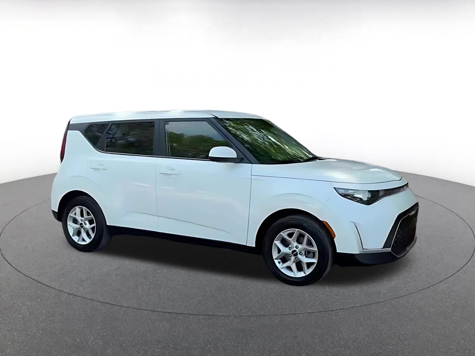 Used 2025 Kia Soul LX w/ LX Technology Package FWD video 2