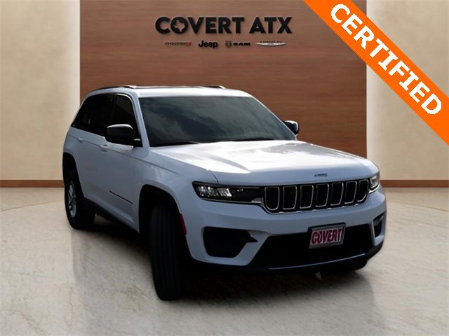 Used 2023 Jeep Grand Cherokee Laredo image 7