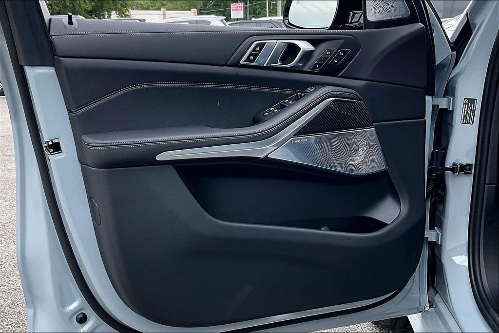 New 2026 BMW X5 M60i AWD/4WD image 13