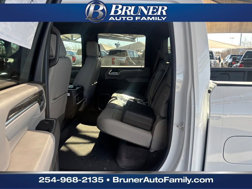 New 2026 Chevrolet Silverado 3500 LTZ w/ LTZ Convenience Package image 13