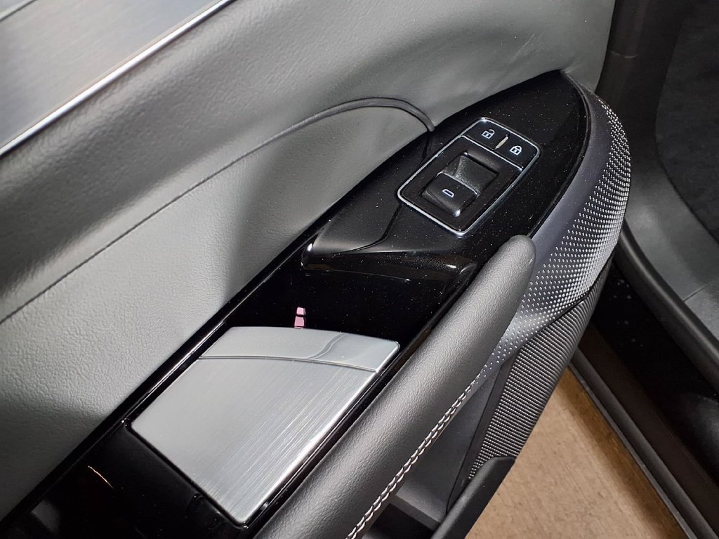 New 2027 Cadillac Lyriq Premium Luxury RWD image 11