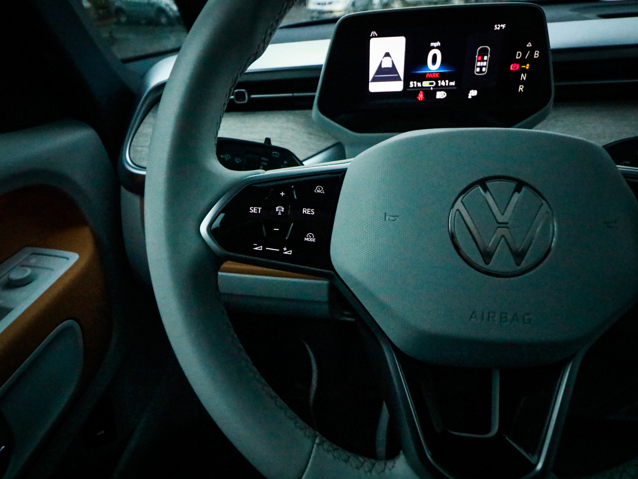 Used 2025 Volkswagen ID. Buzz 1st Edition image 18