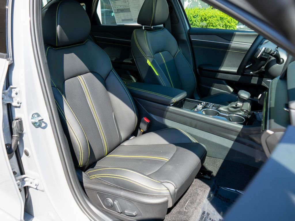 New 2026 Kia K5 GT w/ GT1 Package FWD image 9