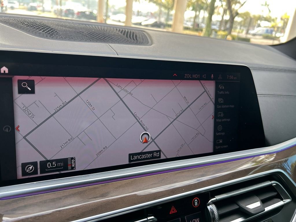 Used 2020 BMW X5 M50i image 10