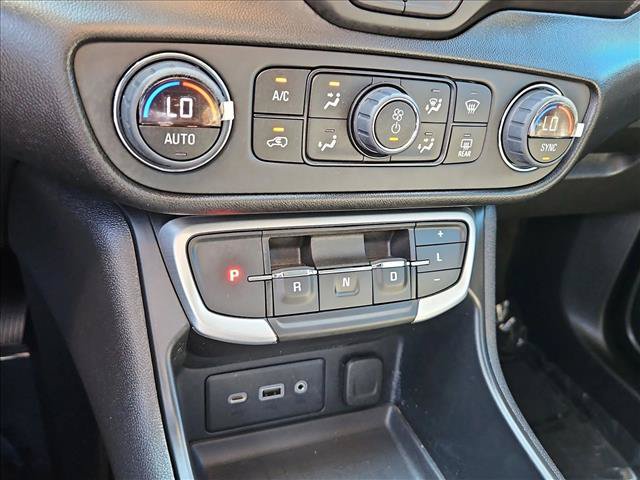 Used 2023 GMC Terrain SLE w/ Driver Convenience Package FWD image 12