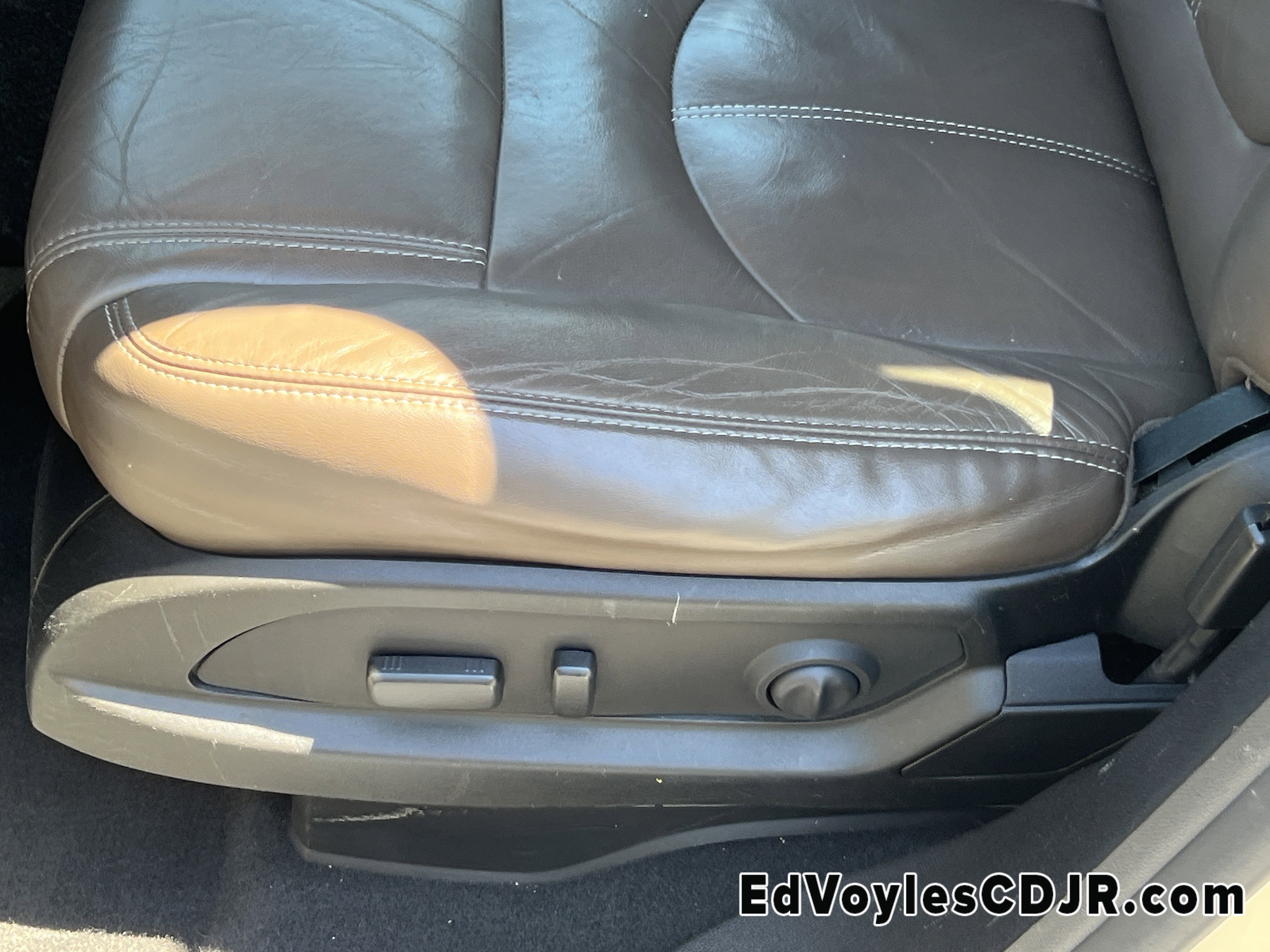 Used 2014 GMC Acadia SLT image 12