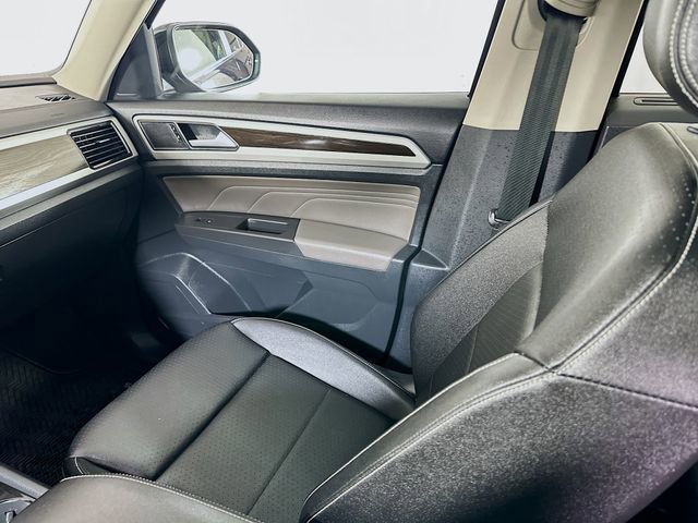 Used 2023 Volkswagen Atlas SE w/ Panoramic Sunroof Package AWD/4WD image 24