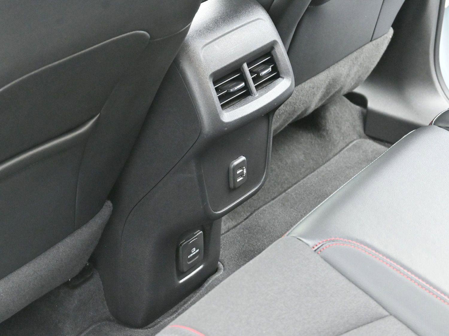 Used 2023 Chevrolet Equinox RS image 28