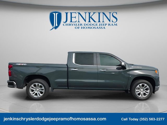 Used 2025 Chevrolet Silverado 1500 LTZ AWD/4WD image 2