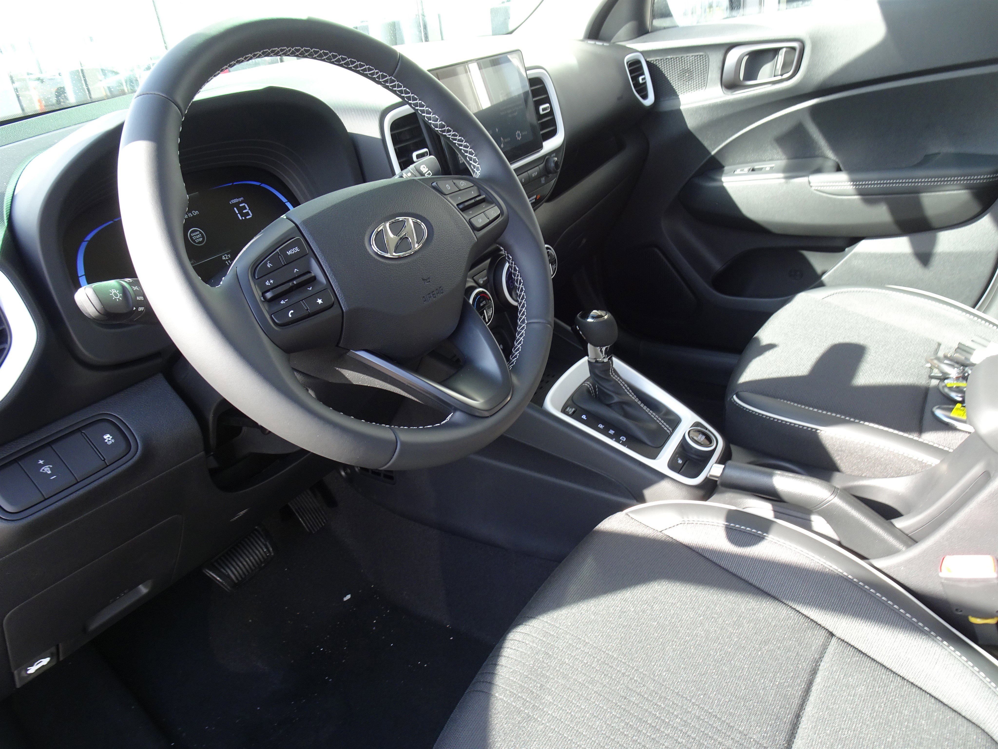 New 2026 Hyundai Venue SEL image 10