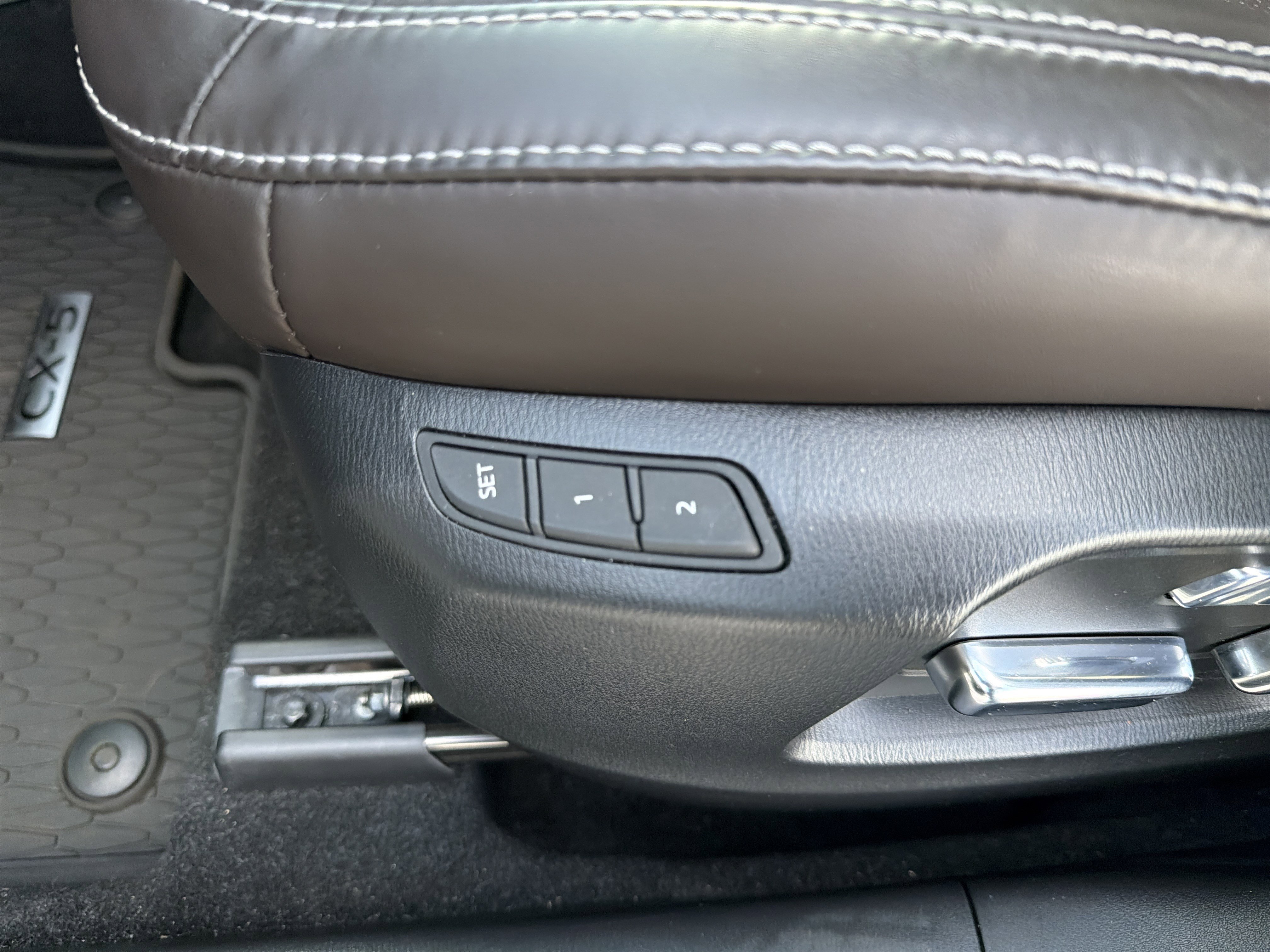 Certified 2025 MAZDA CX-5 Signature AWD/4WD image 18