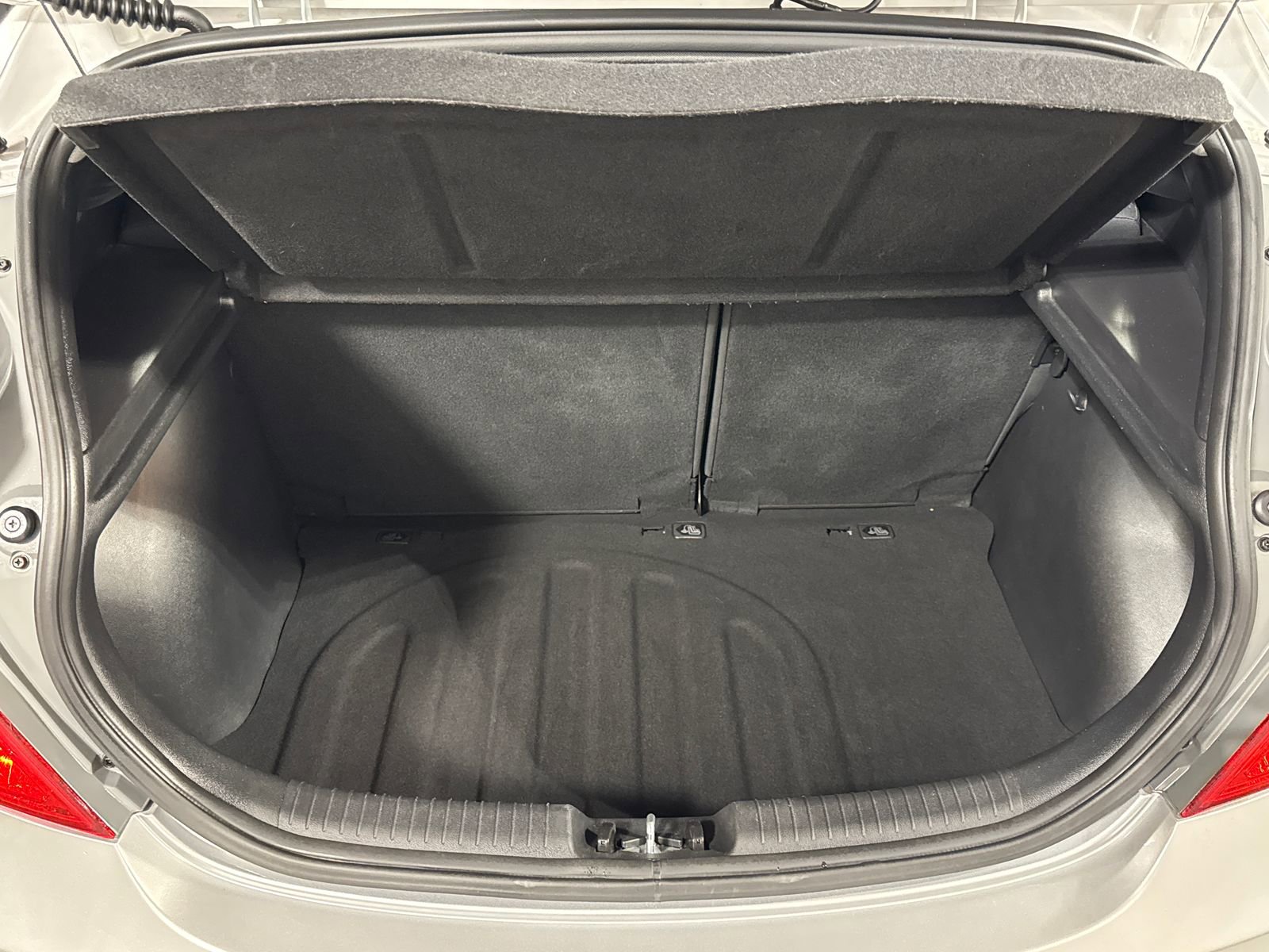 Used 2017 Hyundai Accent SE FWD image 25