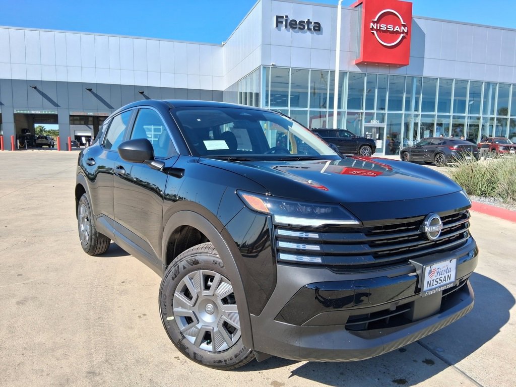 New 2026 Nissan Kicks S