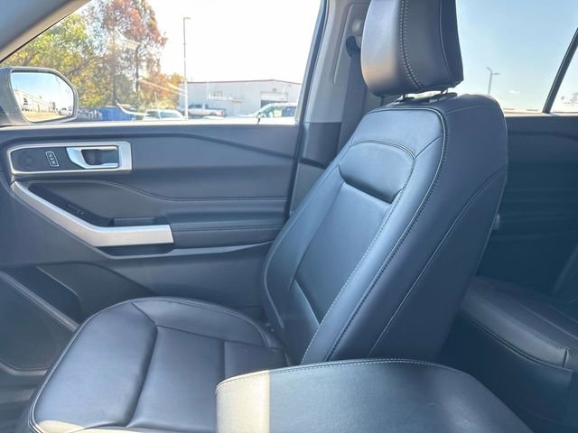 Used 2023 Ford Explorer XLT w/ Equipment Group 202A image 20