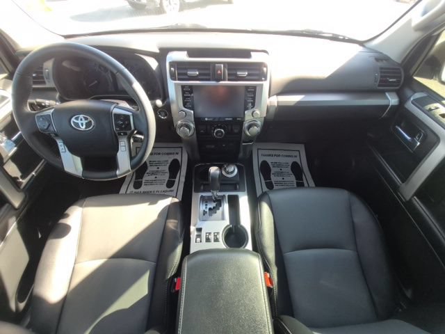 Used 2022 Toyota 4Runner SR5 Premium w/ Moonroof Package AWD/4WD image 28