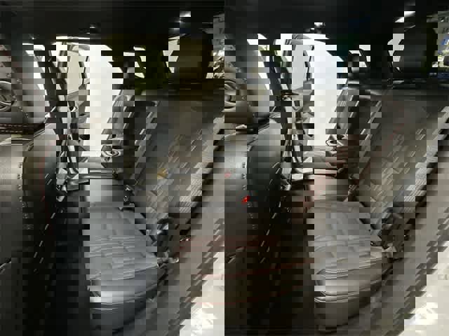 Used 2023 Chevrolet Equinox RS image 18