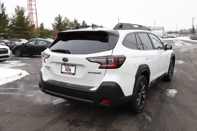 Certified 2025 Subaru Outback Onyx Edition image 3