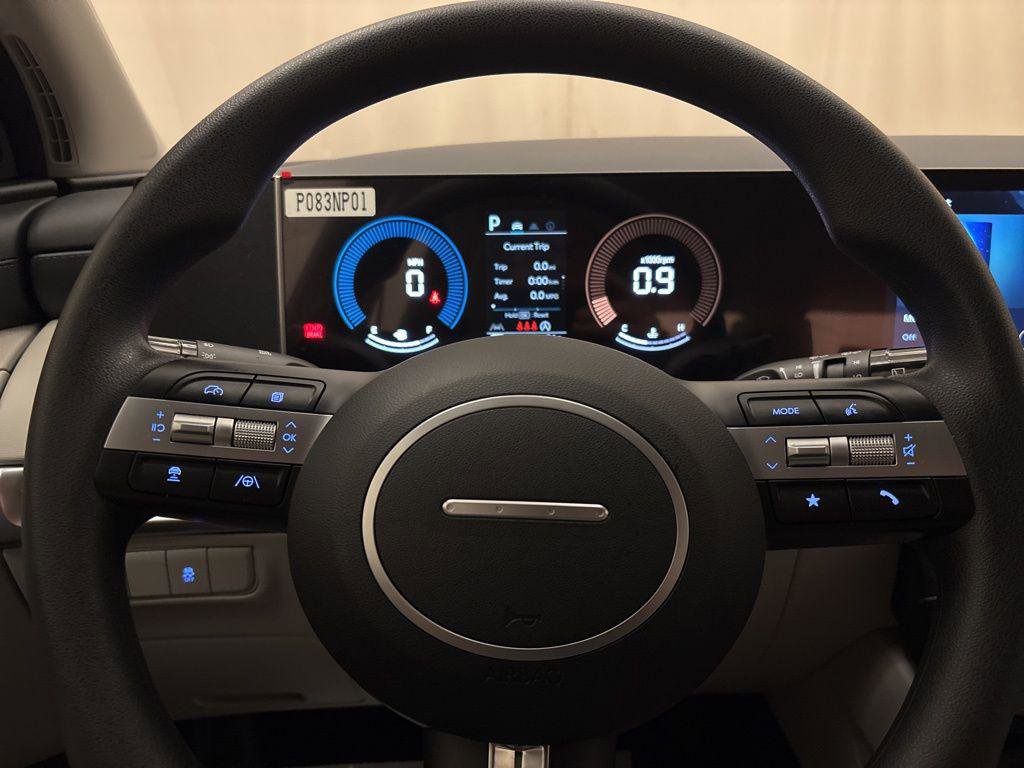 New 2025 Hyundai Tucson SE image 14