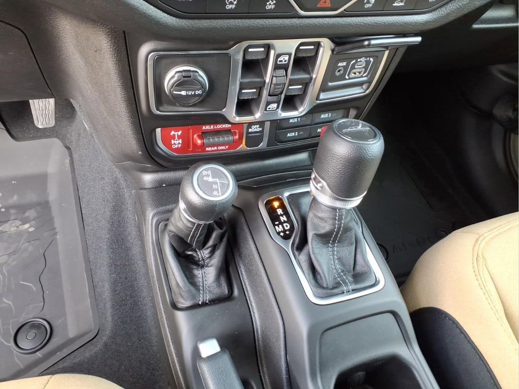 New 2026 Jeep Gladiator Willys image 18